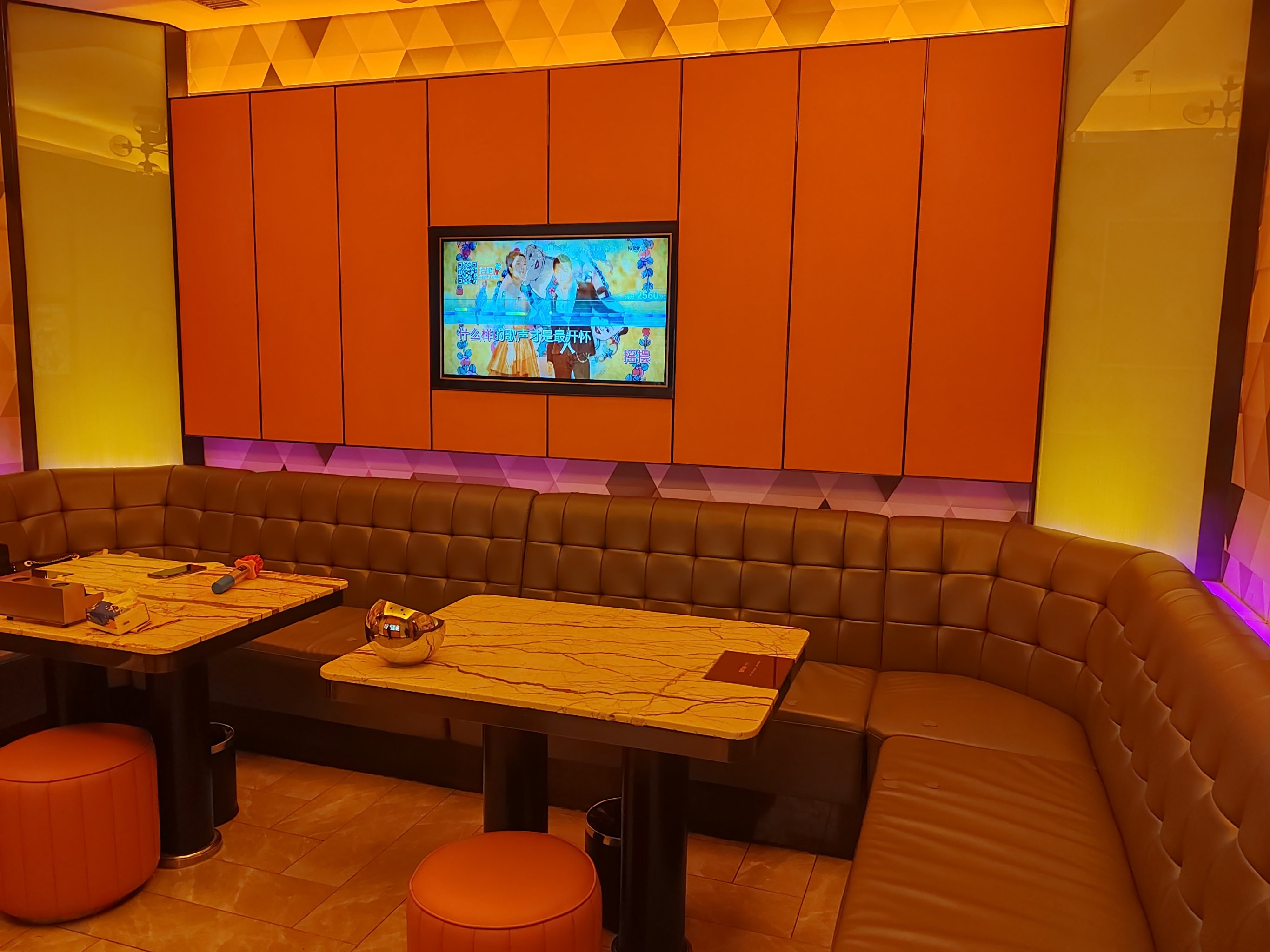 伊春商务KTV夜场，尽享商务洽谈与娱乐一体化-嘉荫县ktv预订